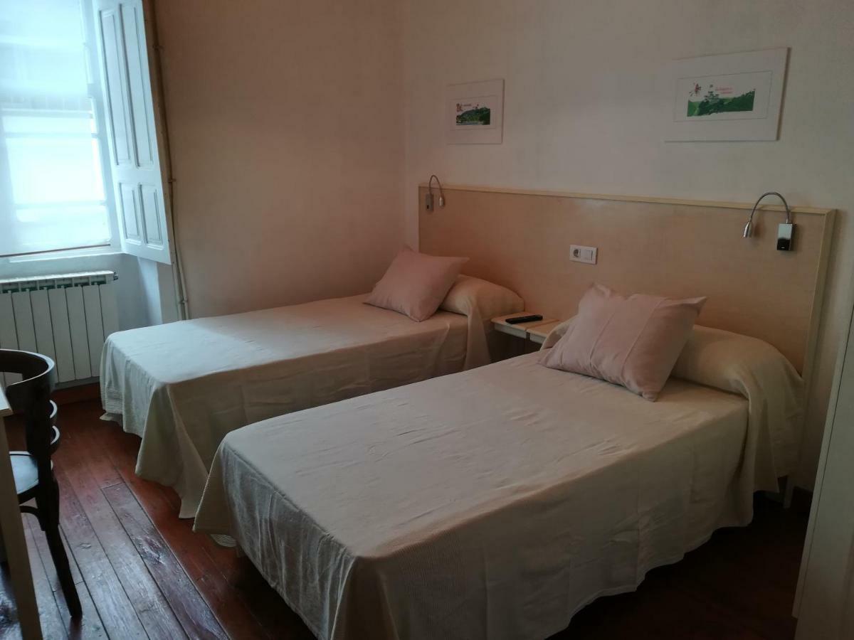 Casa Simon Hotel Tríacastela Buitenkant foto